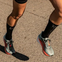 OTSO UltraLight Socks - Black & Silver Grey